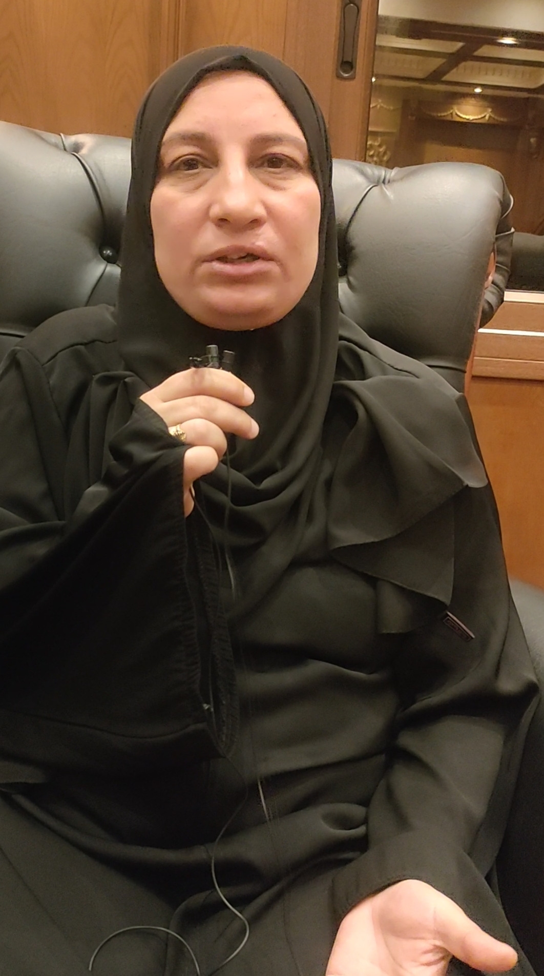 زوجة ضحية أسد الفيوم تطالب بالعدالة: "زوجي استُشهد في عمله وبناتي بلا عائل"