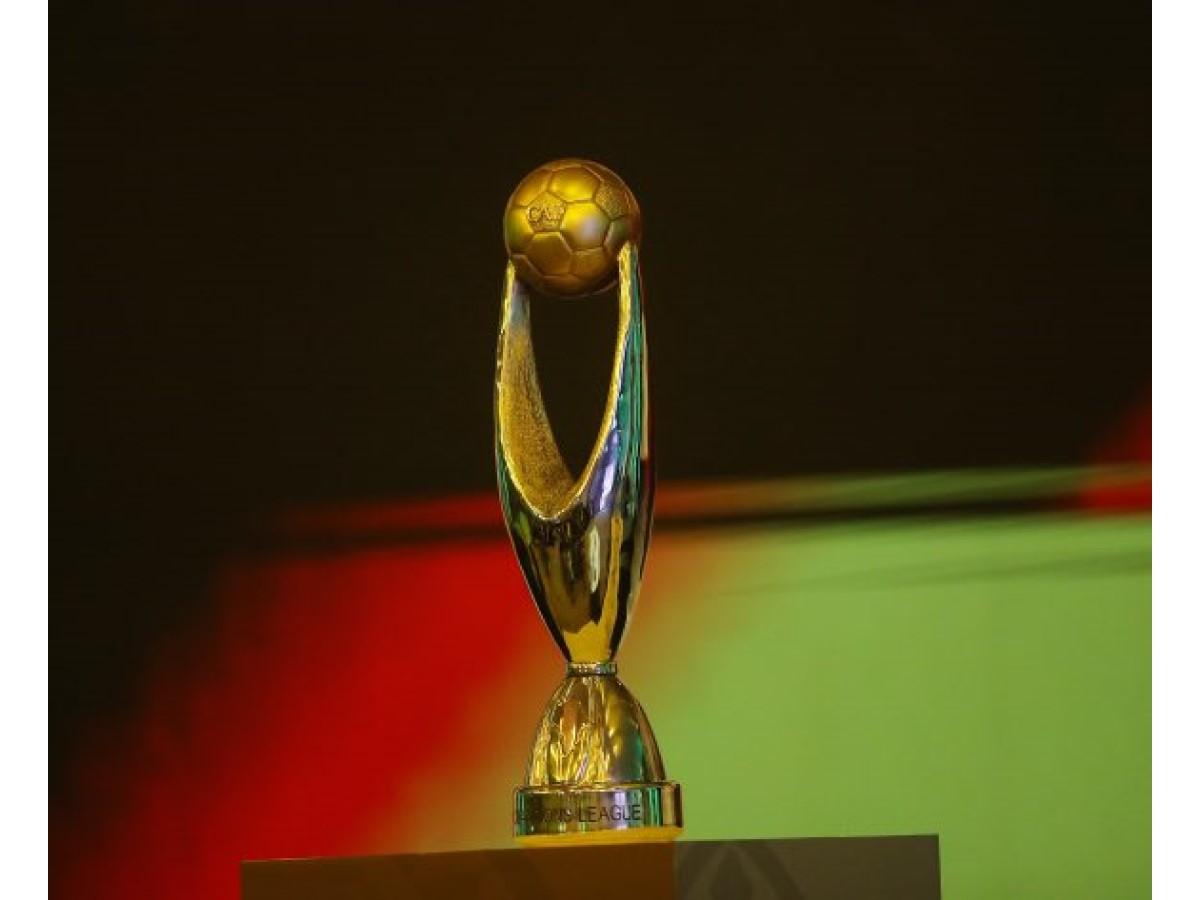 الأهلي وبيراميدز .. في مواجهة بطلي جنوب إفريقيا غداً