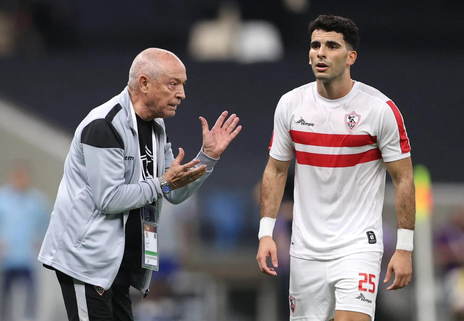 توتر غير مسبوق بين زيزو والزمالك... شكاوى متبادلة ومصير معلق