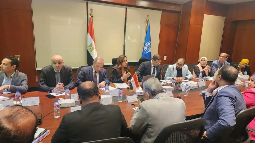 نائب رئيس الهيئة:التوسع في التعاقد مع صيدليات القطاع الخاص بالمحافظات