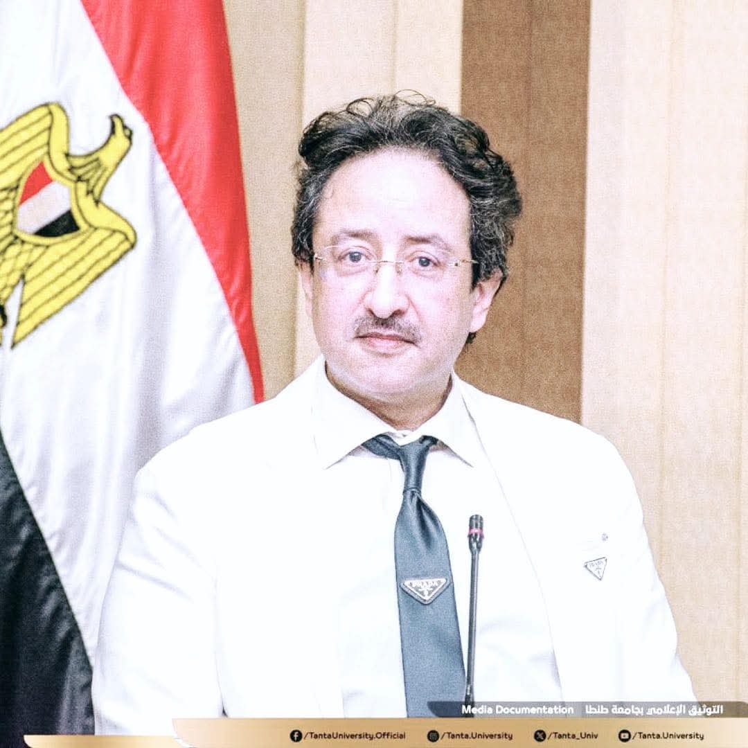 الدكتور محمود سليم الطبيب المثالى على مستوى الجمهورية