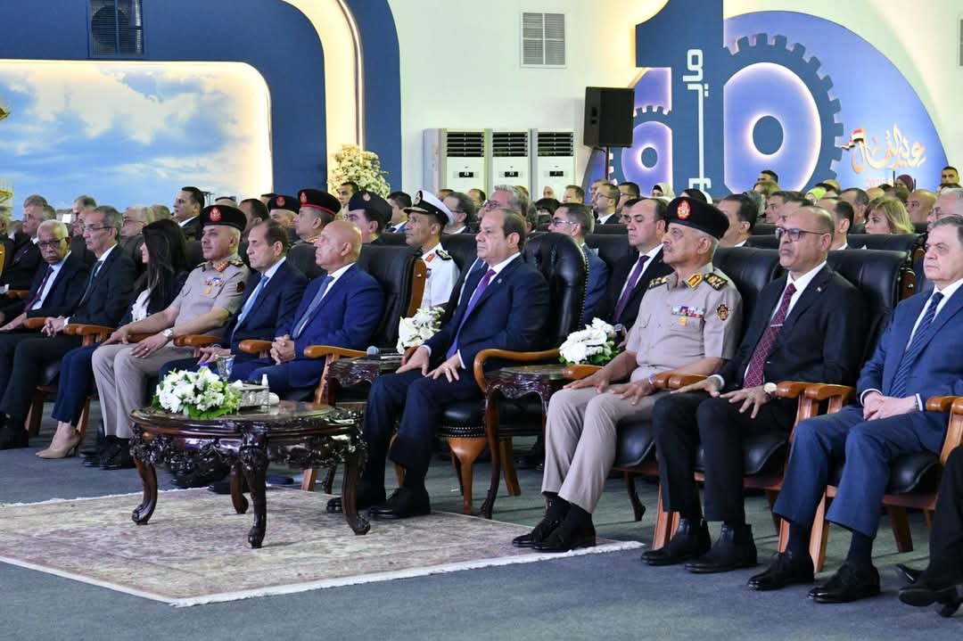 الرئيس يشهد عرضاً للمصانع الجديدة الناجحة بالقطاع الخاص
