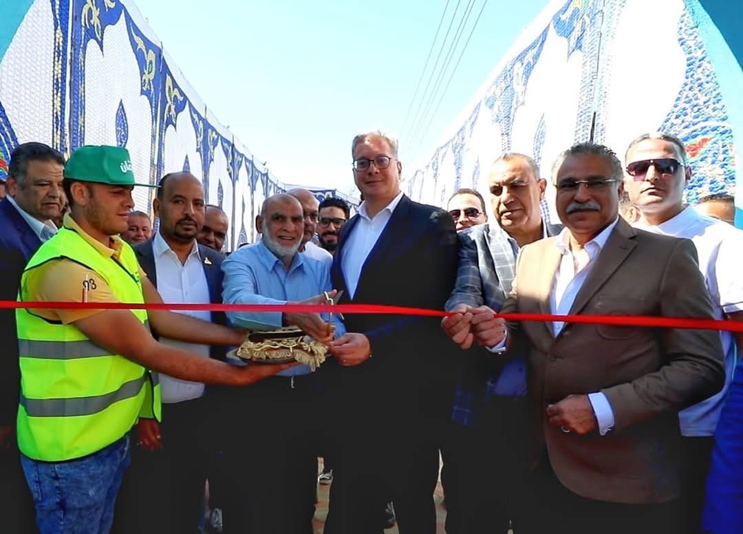 وزير البترول يفتتح تطوير قرية الطوناب بأسوان