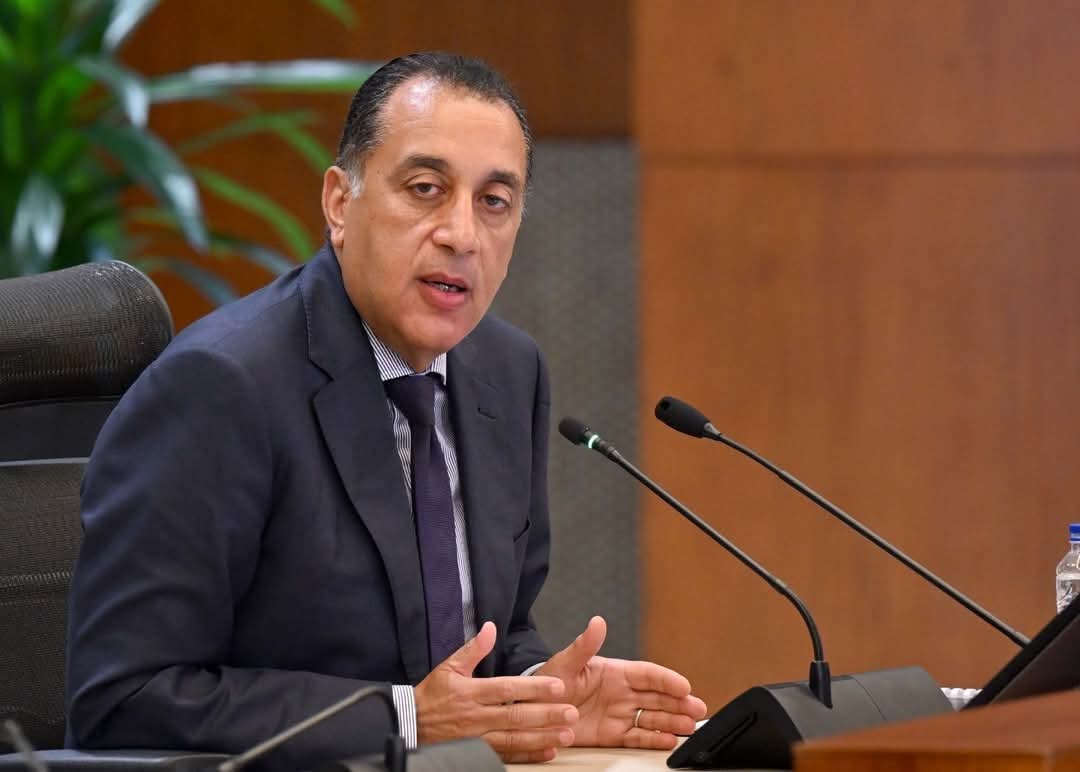 رئيس الوزراء ..يلقى بقانون الإيجارات القديمة تحت قبة مجلس النواب