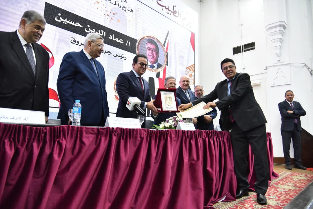 نائب رئيس الوزراء : الدولة المصرية تضع الملف الصحي  على رأس أولوياتها