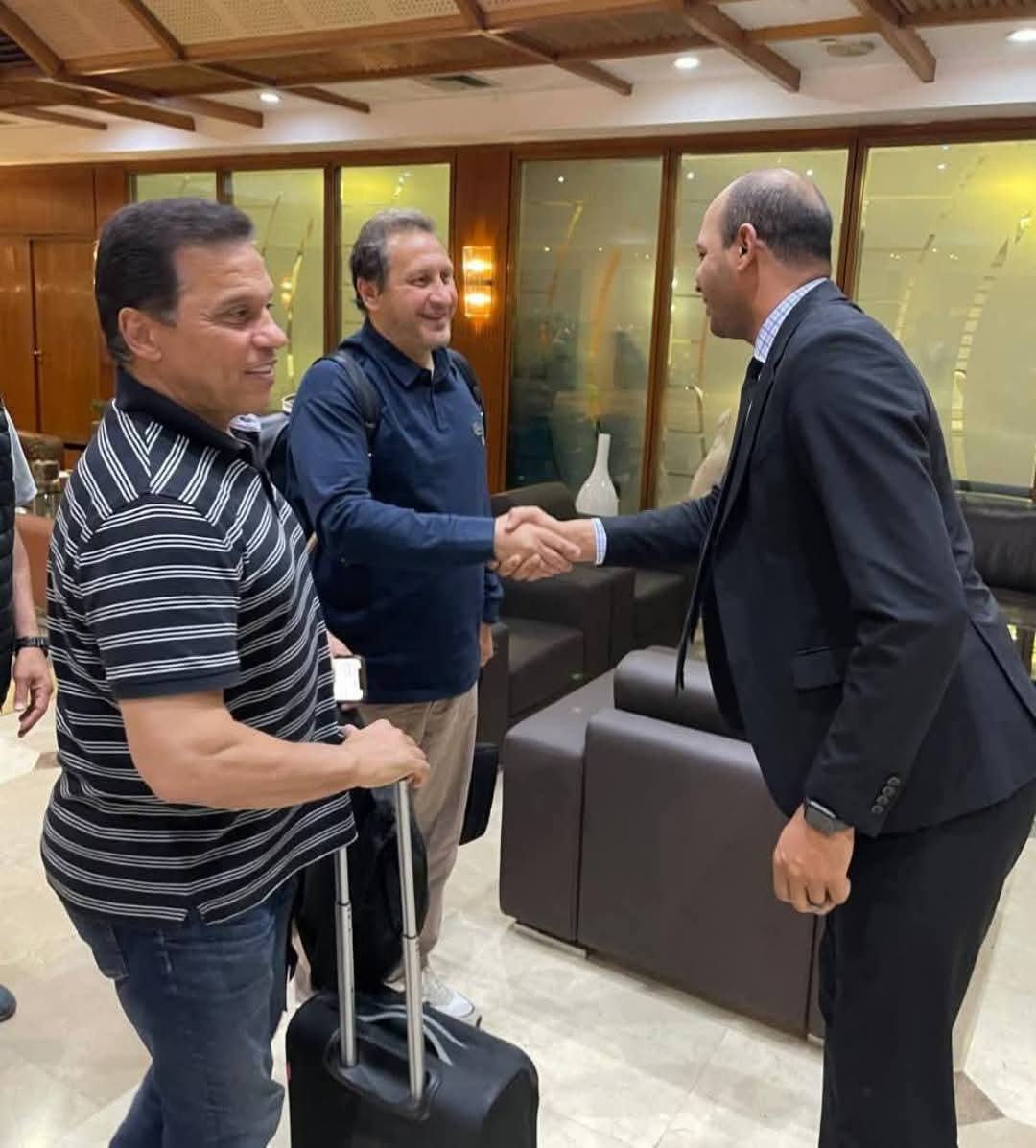 وصول حسام البدرى وأول أفواج الرياضيين من طرابلس
