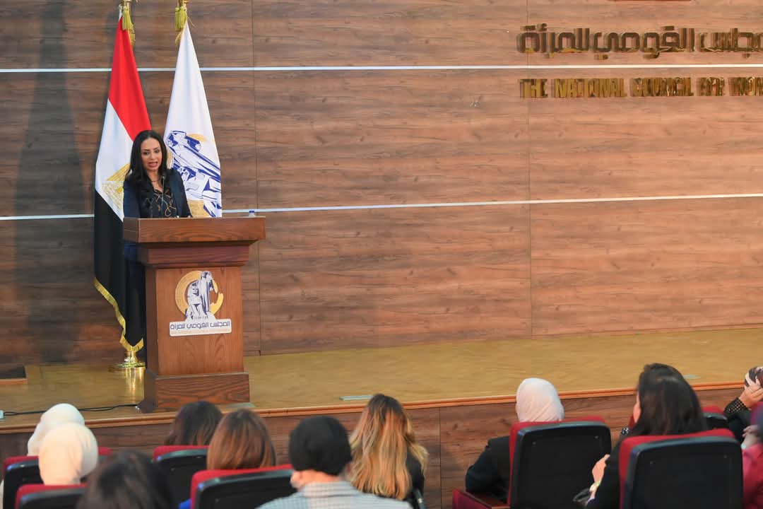 وزيرة التضامن تشارك في اللقاء التعريفى " النساء يستطعن التغيير"
