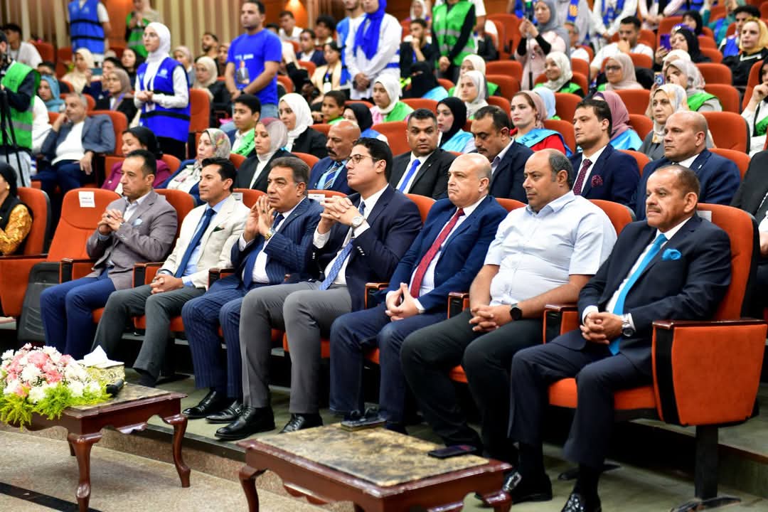 وزيرالرياضة ومحافظ الدقهلية يلتقيان الكيانات الشبابية