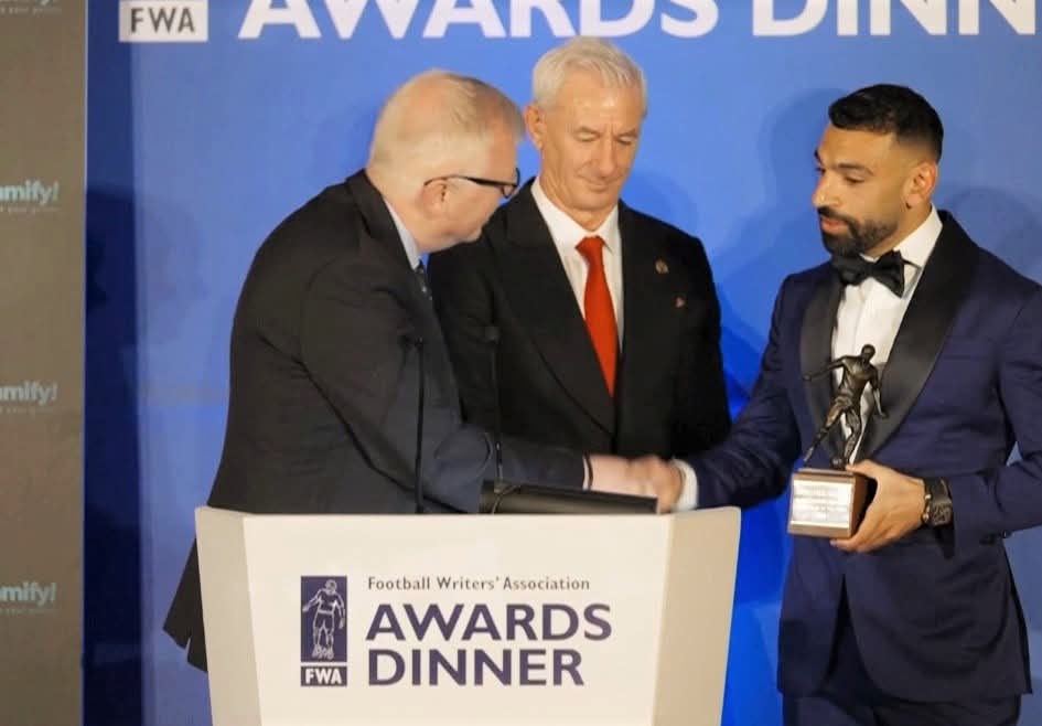 محمد صلاح..أفضل لاعب فى الدورى الإنجليزى لموسم "2024-2025"