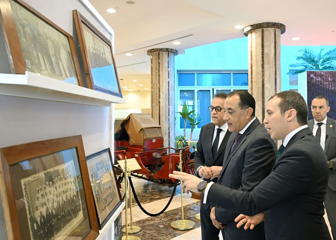 رئيس الوزراء: الإسعاف خط الدفاع الأول لإنقاذ حياة الإنسان المصرى