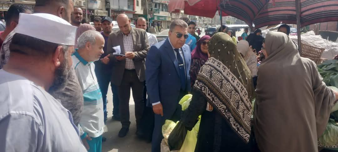 محافظ الدقهلية يفاجئ شوارع وأسواق المنصورة