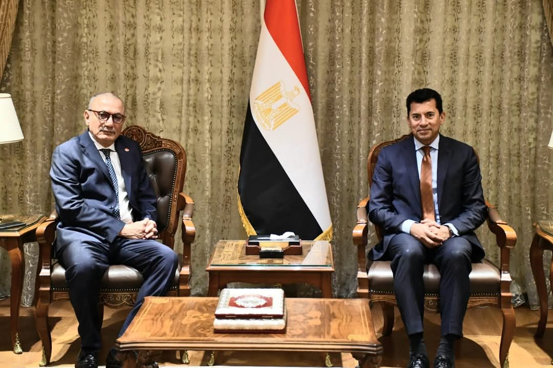 وزير الرياضة يبحث مع السفير التركى التعاون الثنائى