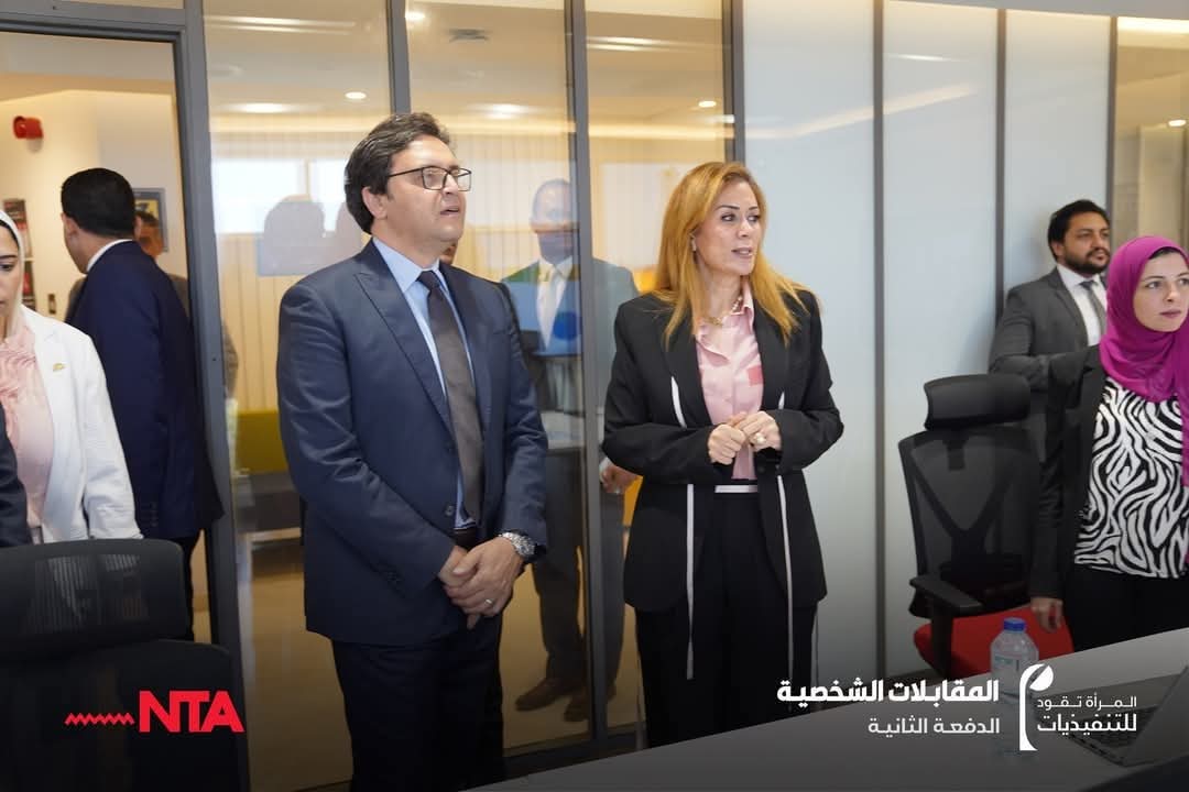 وزير الثقافة يشارك في اختيار المتقدمات لبرنامج "المرأة تقود للتنفيذيات"