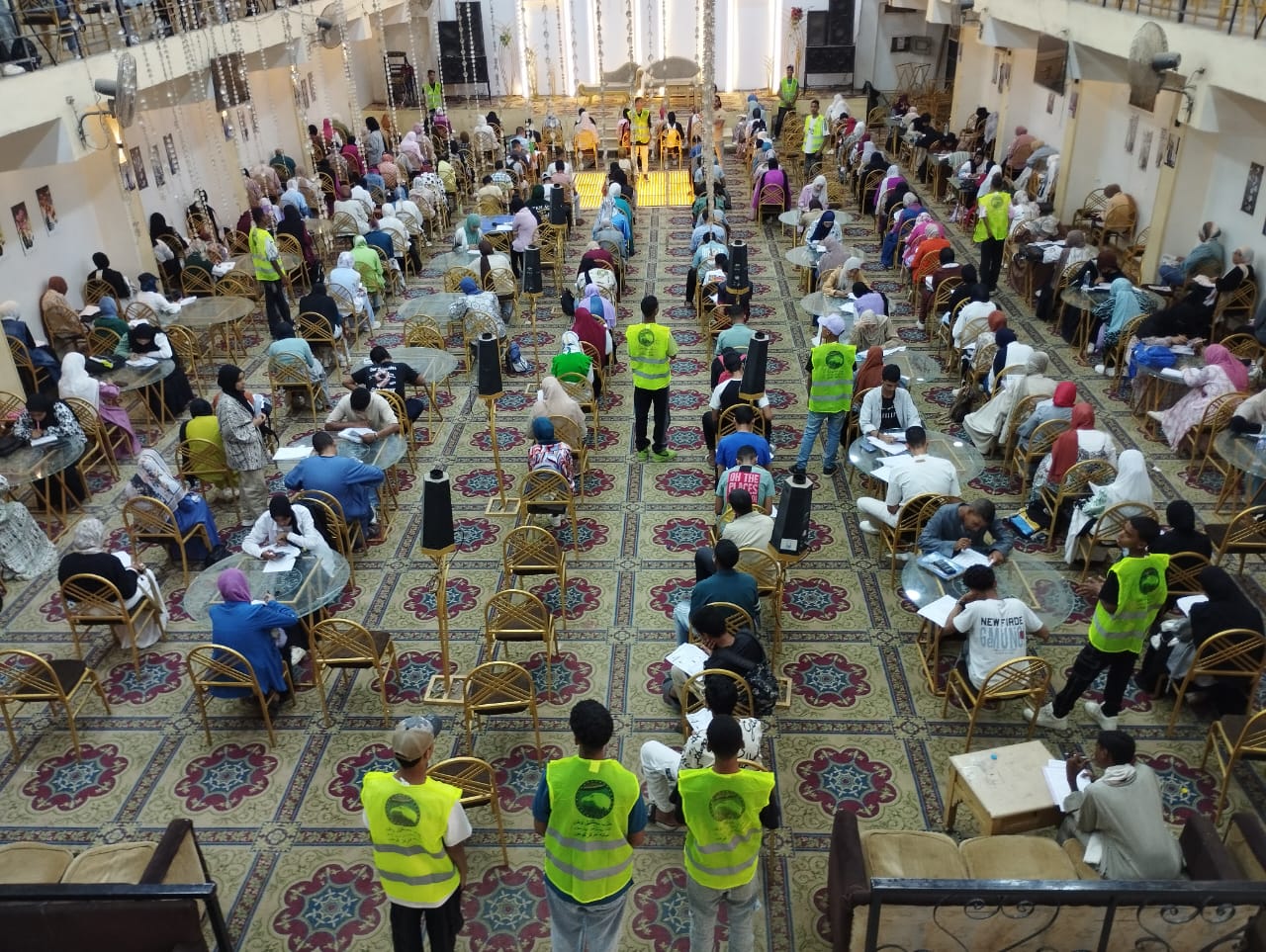 "مستقبل وطن" ينظم قافلة تعليمية بقوص لدعم طلاب الثانوية العامة
