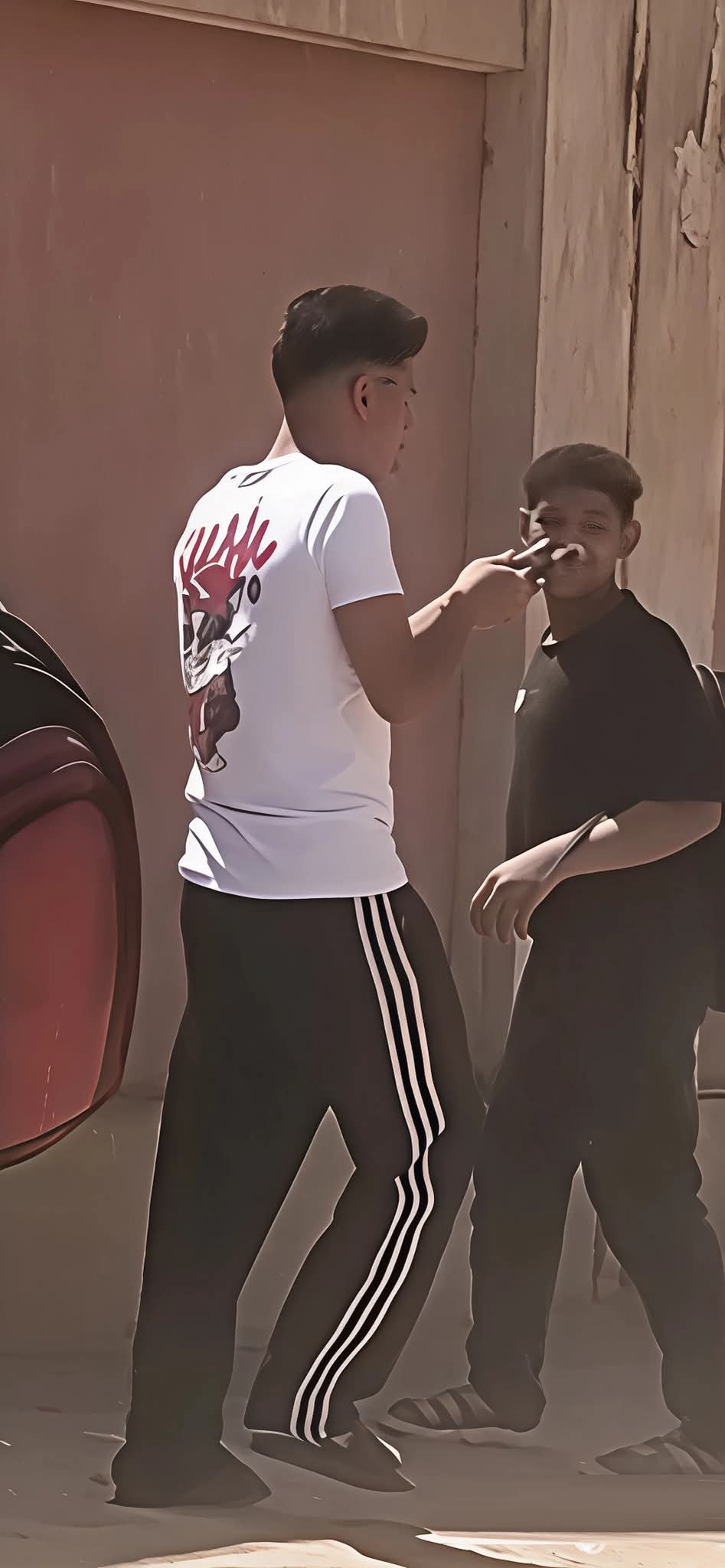 القبض على شاب أثار الذعر بين طالبات الفيوم بعد تكرار التحرش أمام المدارس