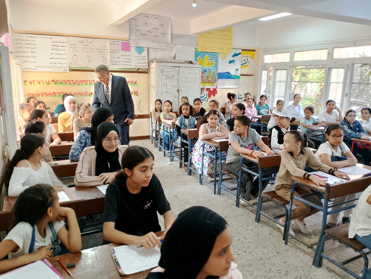 إنطلاق امتحانات نهاية العام الدراسى لصفوف النقل بجميع المراحل بالبحيرة