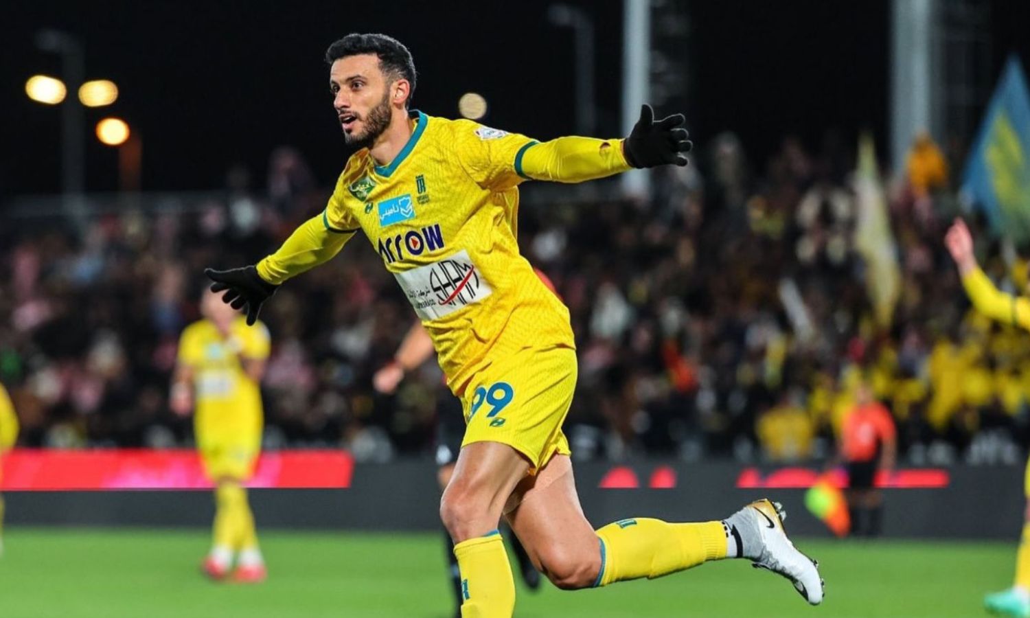 عمر السومة يكتب التاريخ مجددًا في الدوري السعودي ويقود العروبة للهروب من الهبوط - الخبر لايف