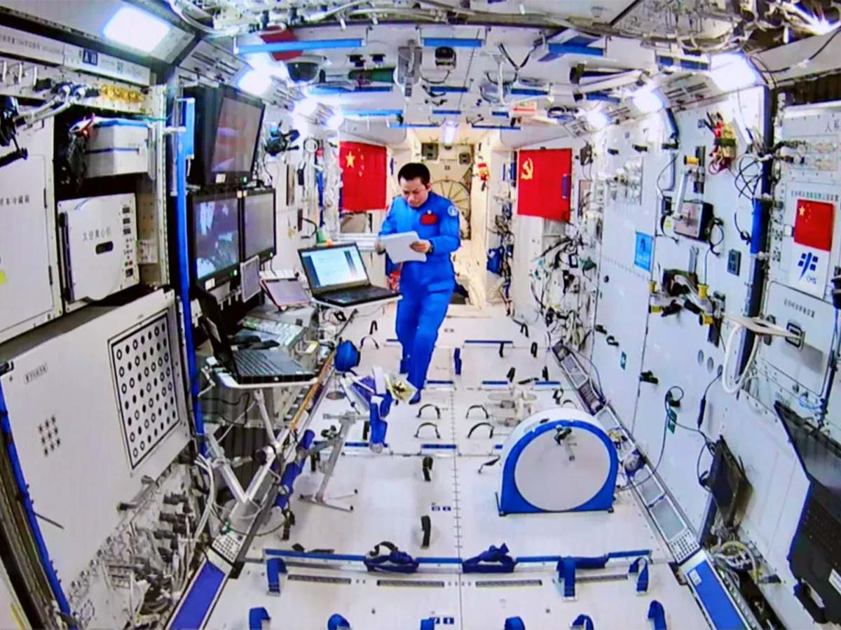 باحثون صينيون يكتشفون نوع ميكروبي جديد .. في محطة الفضاء الصينية - الخبر لايف