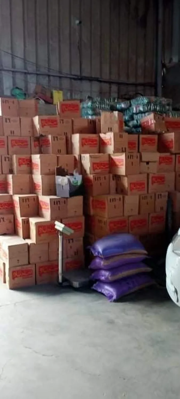 ضبط 4 أطنان مواد غذائية و400 كرتونة زيت مجهولة المصدر بالمنوفية