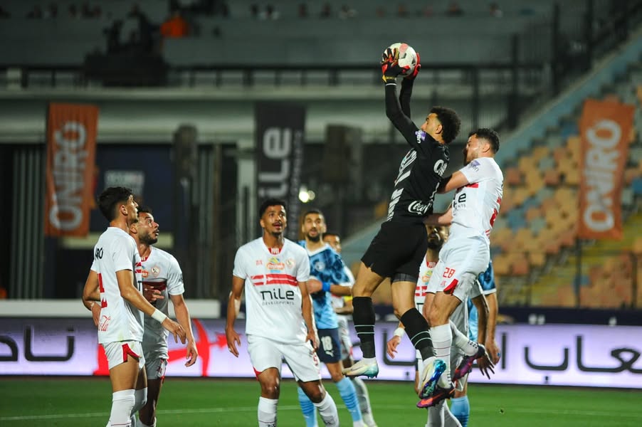 الزمالك راح فى الحضيض.. بايد مجلس لبيب