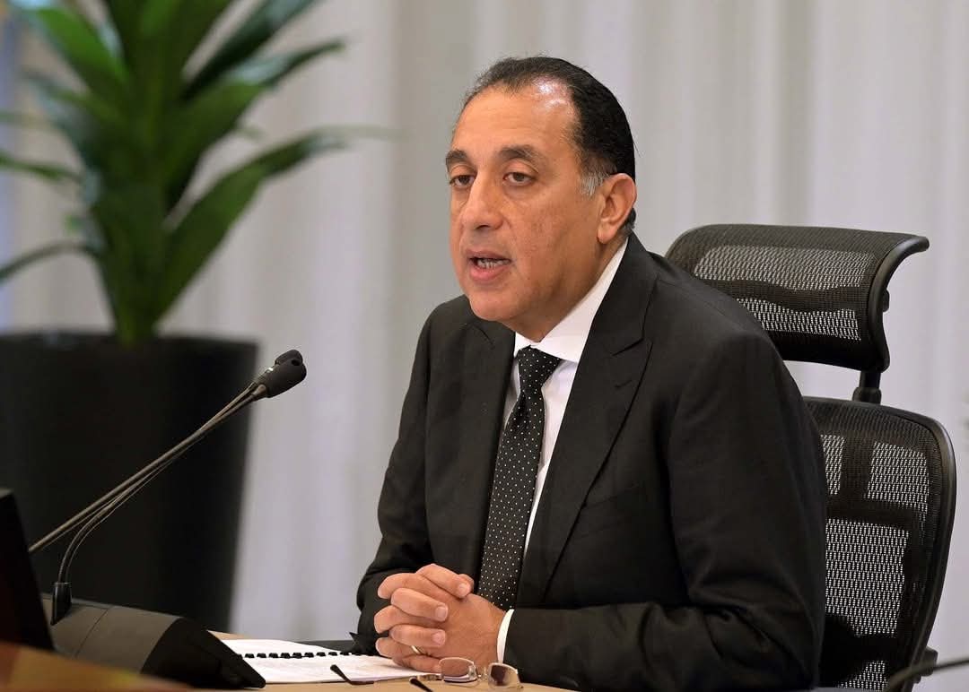 رئيس الوزراء يُهنىء نظيره السوداني بتوليه منصبه الجديد