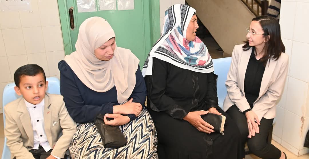 محافظ البحيرة تتفقد وحدتى صحة "ديبى" و"إدفينا" برشيد