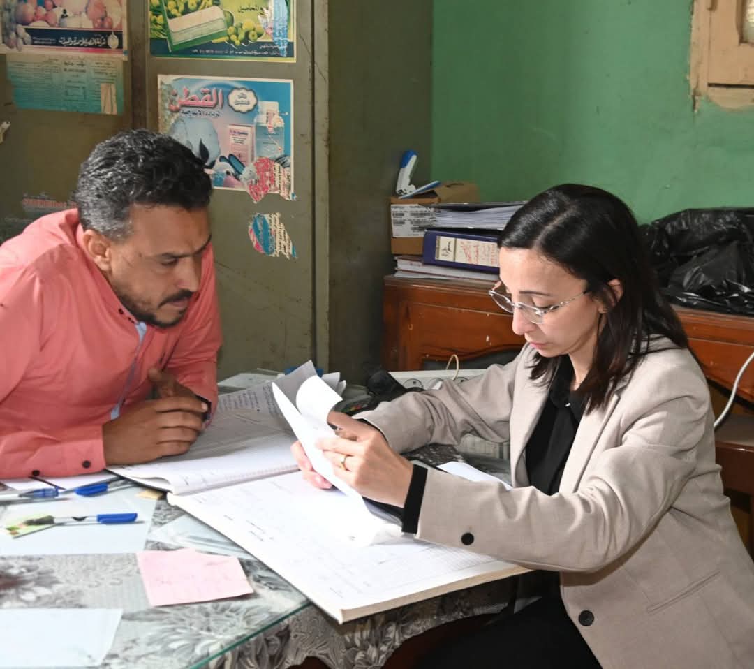محافظ البحيرة توجه بمراجعة سجلات الجمعية الزراعية بإدفينا