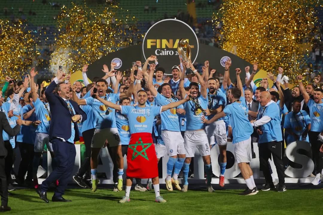 الرئيس يهنئ بيراميدز: إنجاز تاريخى