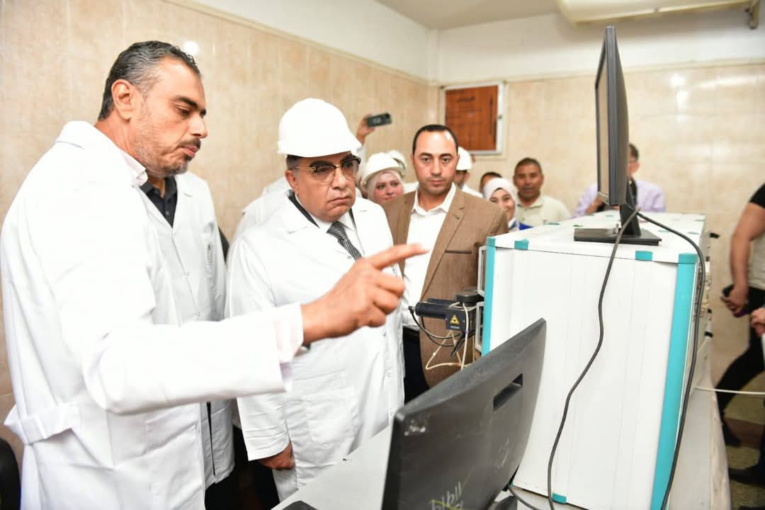 مرزوق:كل الدعم لمصانع الدقهلية للسكر..وحل فورى للمشكلات