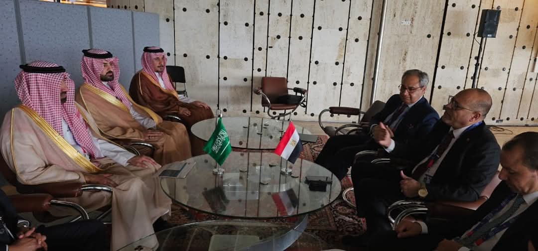 وزير العمل يلتقى نظيره السعودى..فى جنيف