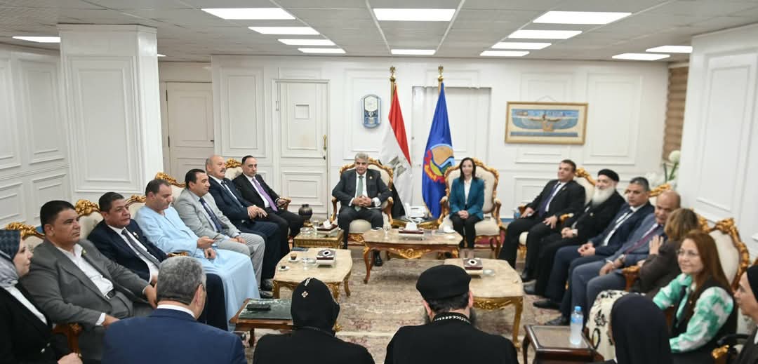 محافظ البحيرة تستقبل وفود المهنئين بعيد الأضحى المبارك من القيادات التنفيذية والدينية 