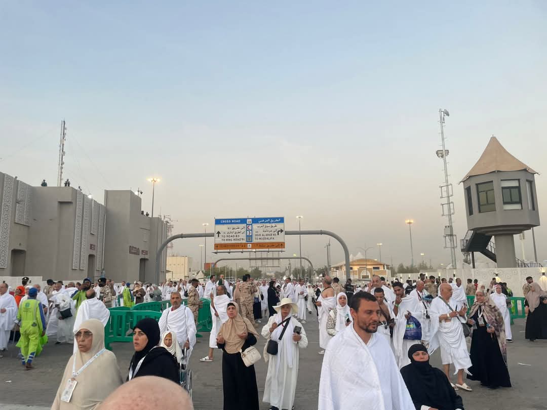 تفويج حجاج القرعة المتعجلين من منى إلى مكة