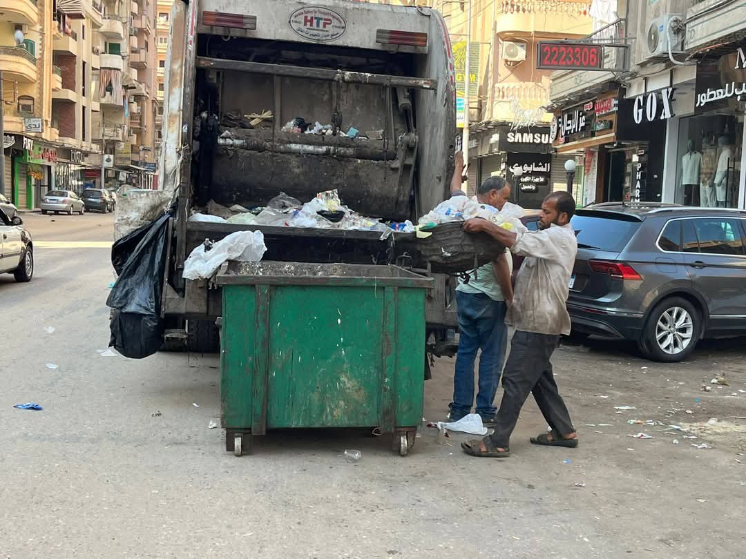 محافظ الدقهلية يتابع أعمال منظومة النظافة خلال أيام العيد