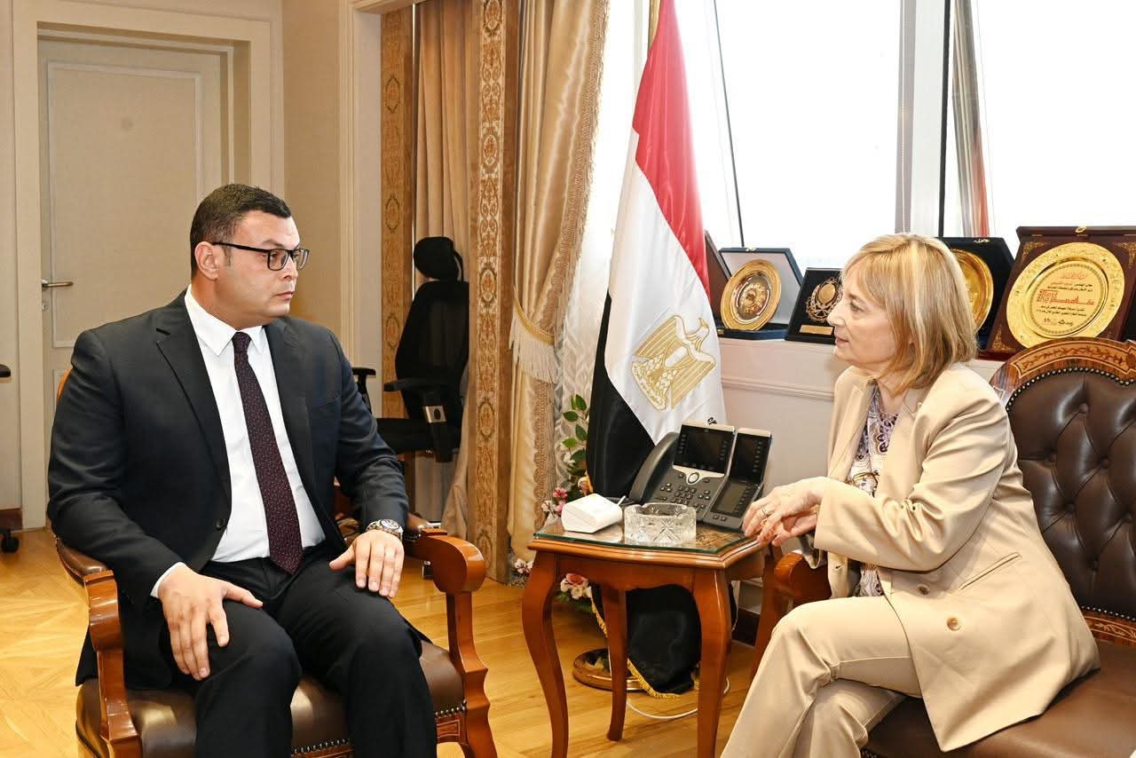 ‏وزير الإسكان يلتقى نائبة رئيس بنك الاستثمار الأوروبي