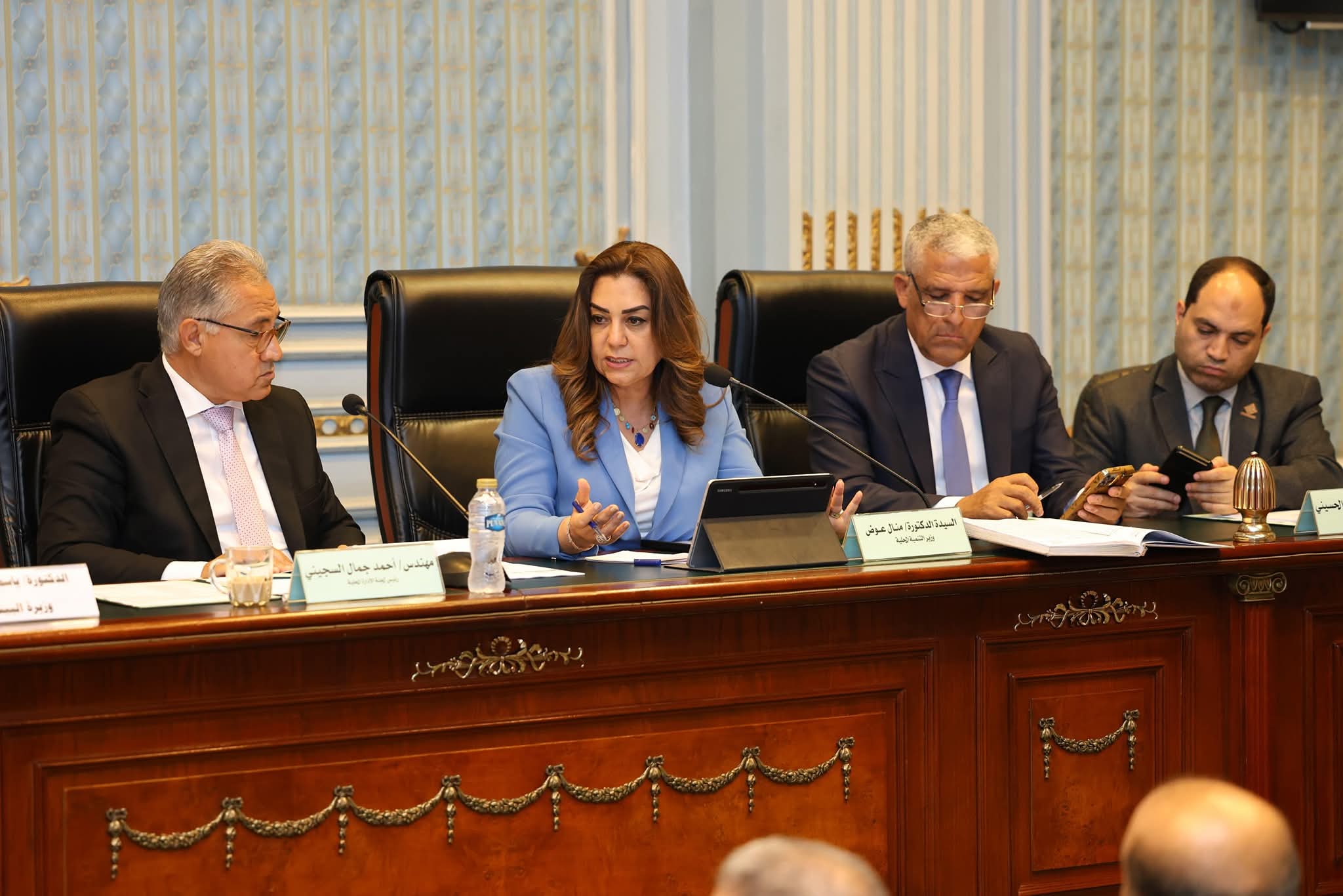 منال عوض: التعاون مع وزارات المالية والكهرباء والبيئة لتقليل الفجوة التمويلية لمنظومة المخلفات
