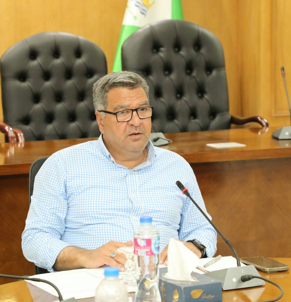السكرتير المساعد بالجيزة يتابع الموقف التنفيذى لتحصيل مستحقات الدولة