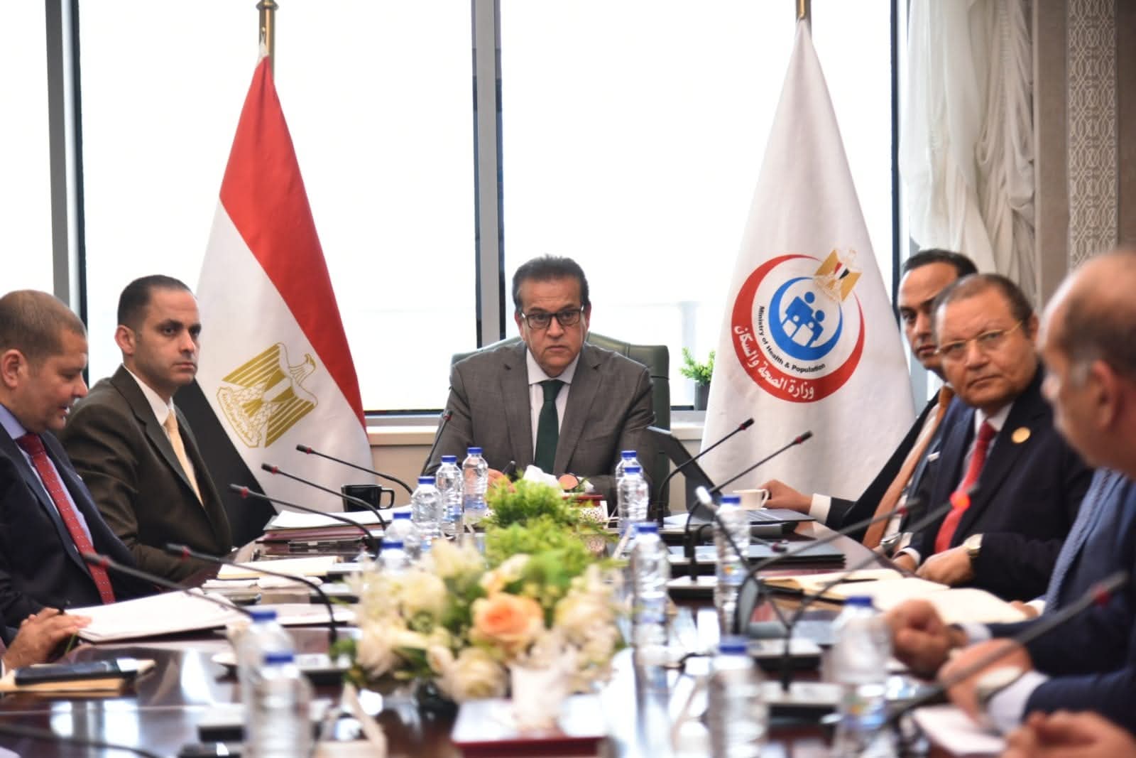 وزير الصحة يتابع الموقف التنفيذي لمكينة منظومة التأمين الصحي الشامل