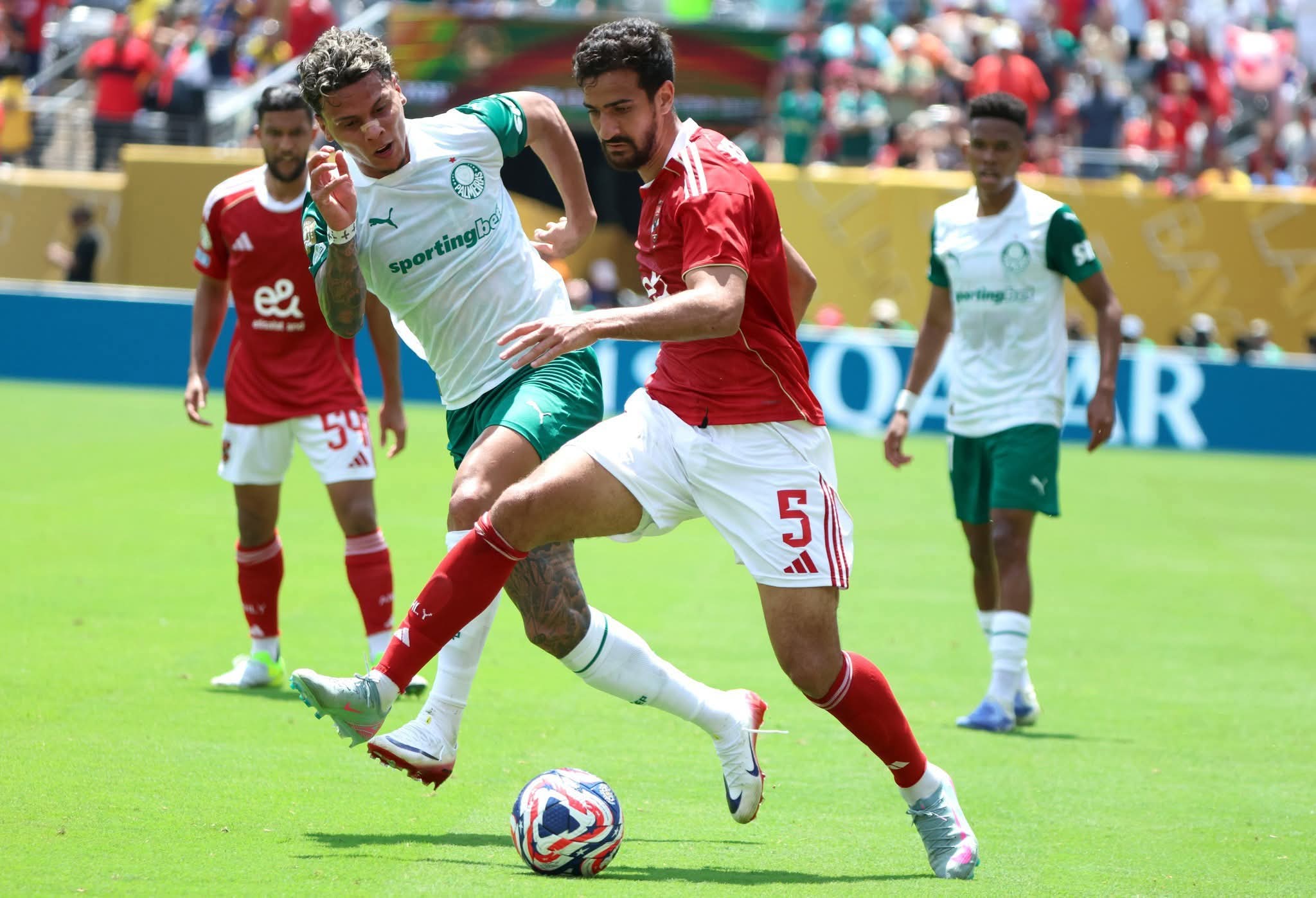 بالميراس البرازيلى يفوز على الأهلى 0/2