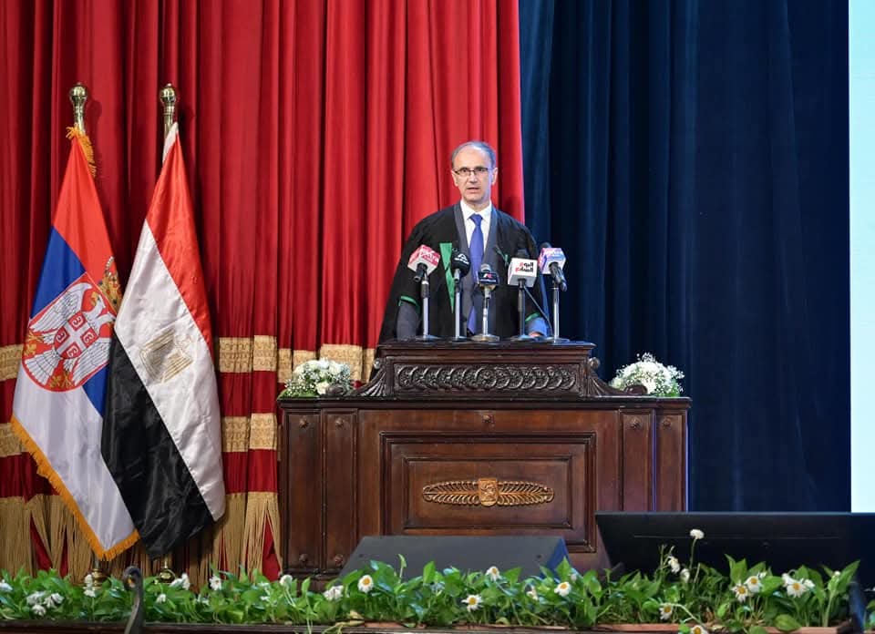 رئيس وزراء صربيا يلقى محاضرة فى قاعة الاحتفالات الكبرى بجامعة القاهرة