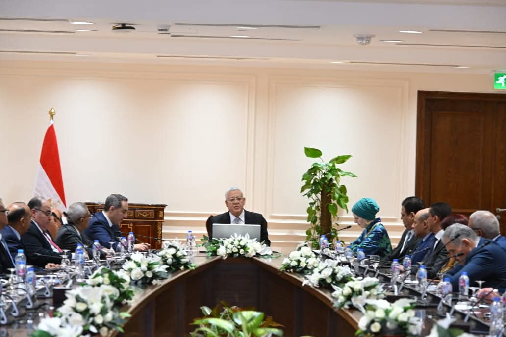 رئيس "النواب" يلتقى سفراء البعثات الدبلوماسية المصرية بالخارج