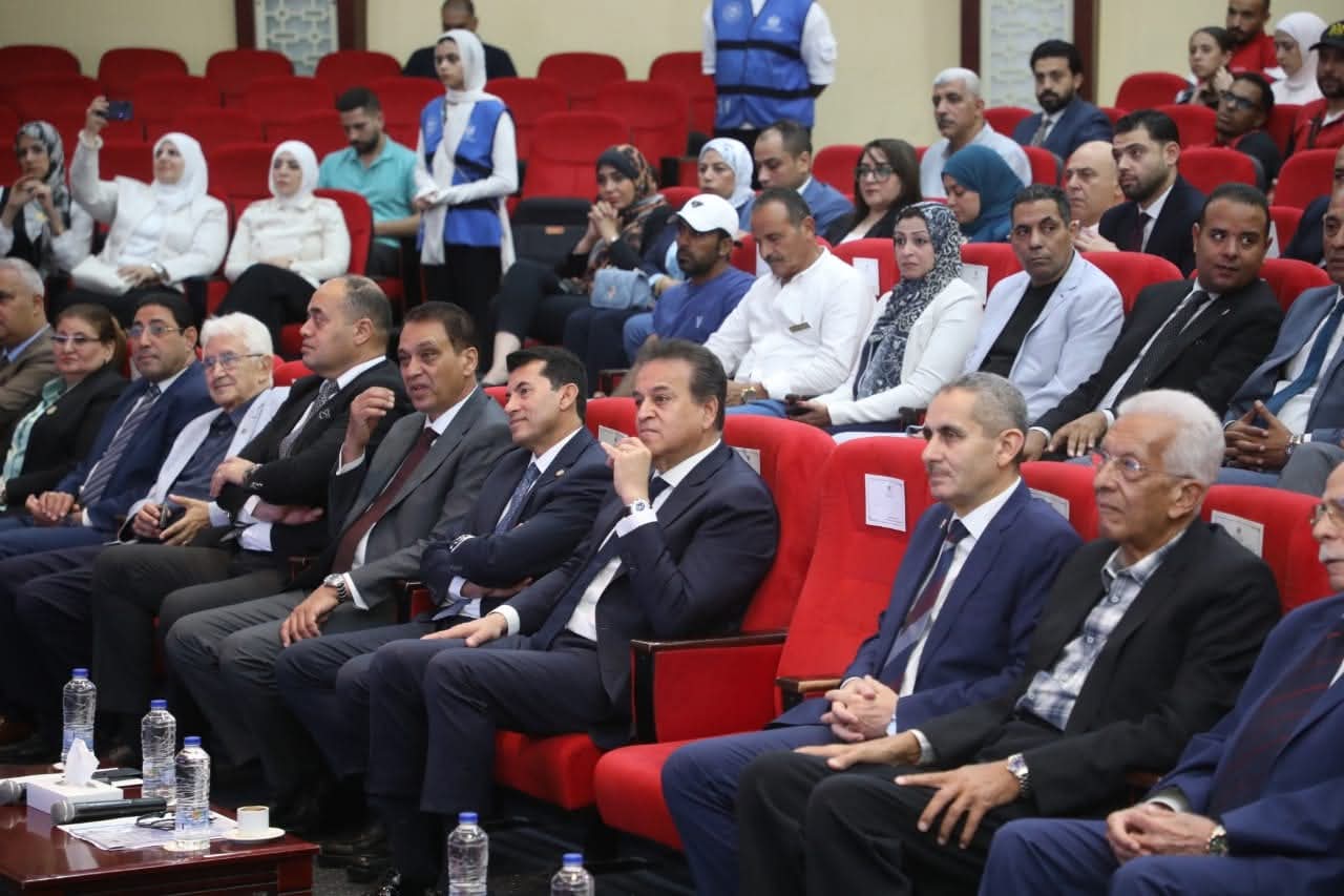 وزير الصحة يشهد إطلاق مبادرة «بإيدينا ننقذ حياة» للتوعية بالموت القلبي المفاجئ