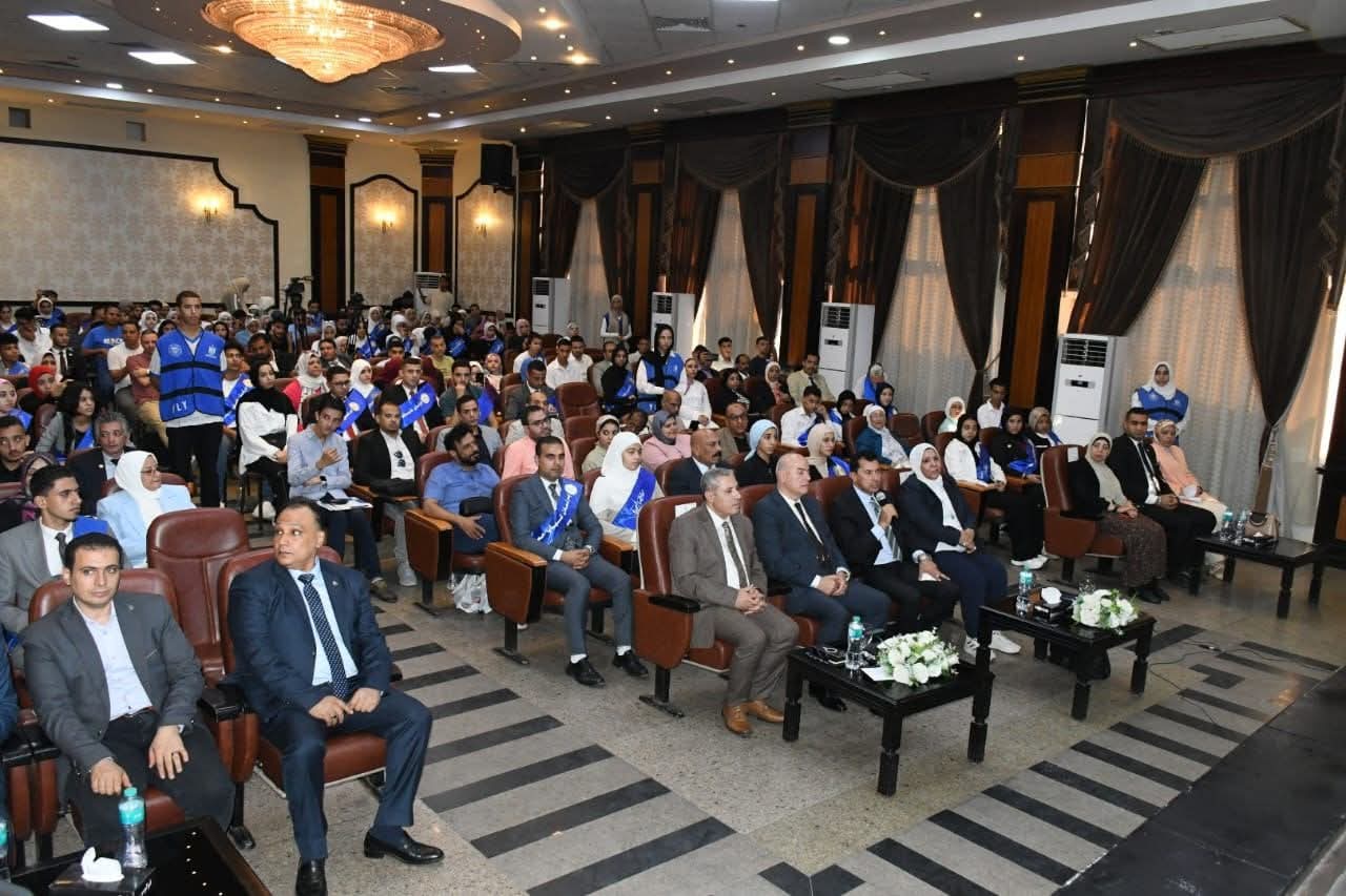 صبحي: اللقاءات الحوارية ركيزة أساسية لتعزيز الوعى الوطنى لدى شبابنا