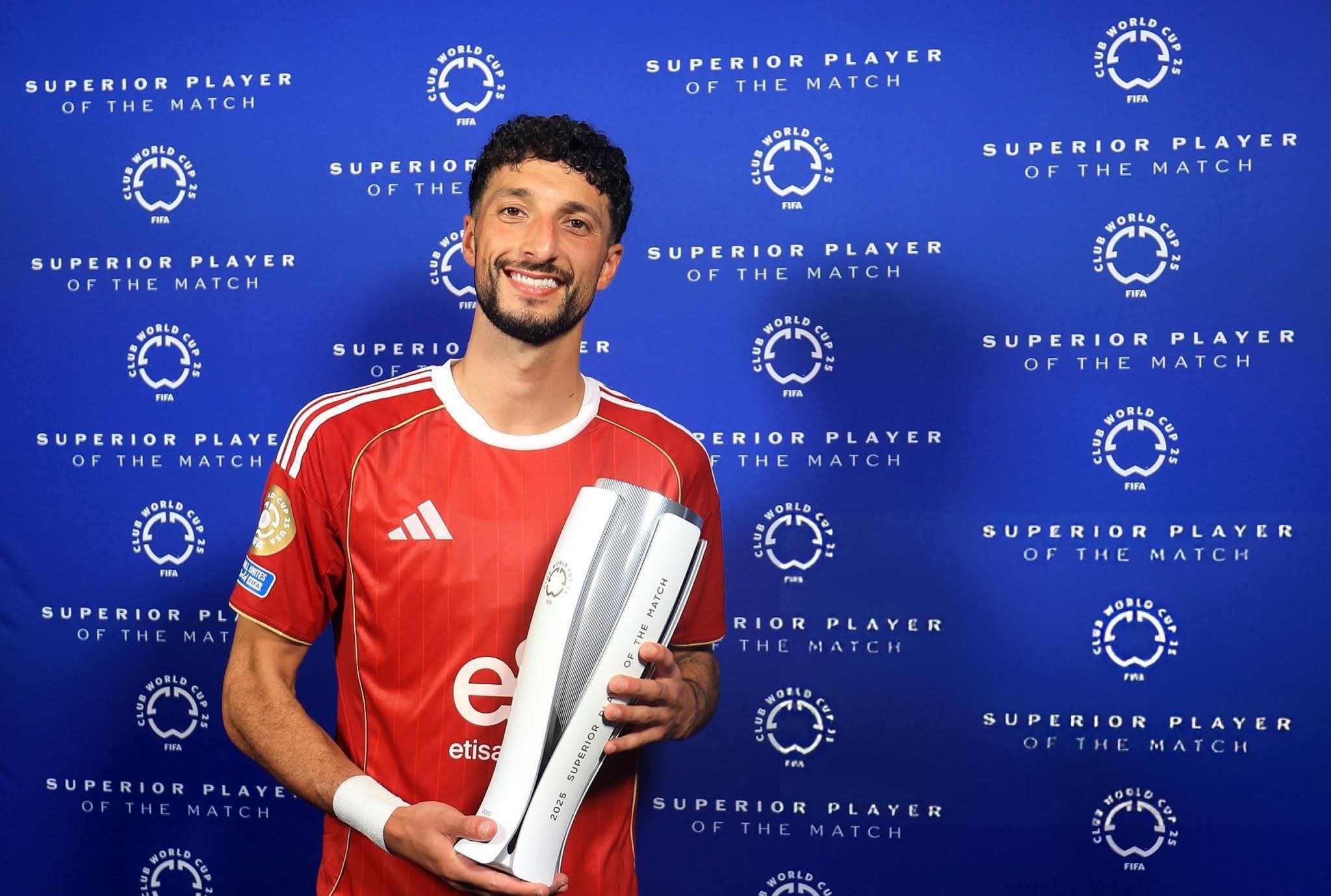 وسام أبو على أفضل لاعب فى مباراة الأهلي وبورتو البرتغالى
