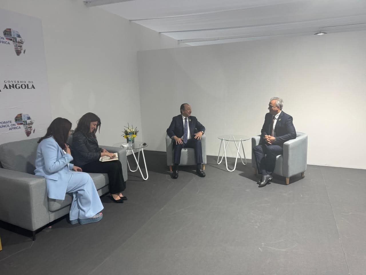 شيمى يبحث مع وزير الاستثمار المغربى تعزيز التعاون والتكامل الاقتصادى العربى والأفريقى