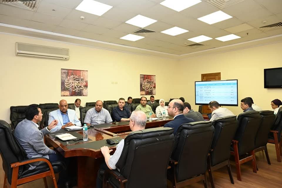  وزير الرياضة يبحث خطة مراكز الشباب للعام المالي 2025/2026