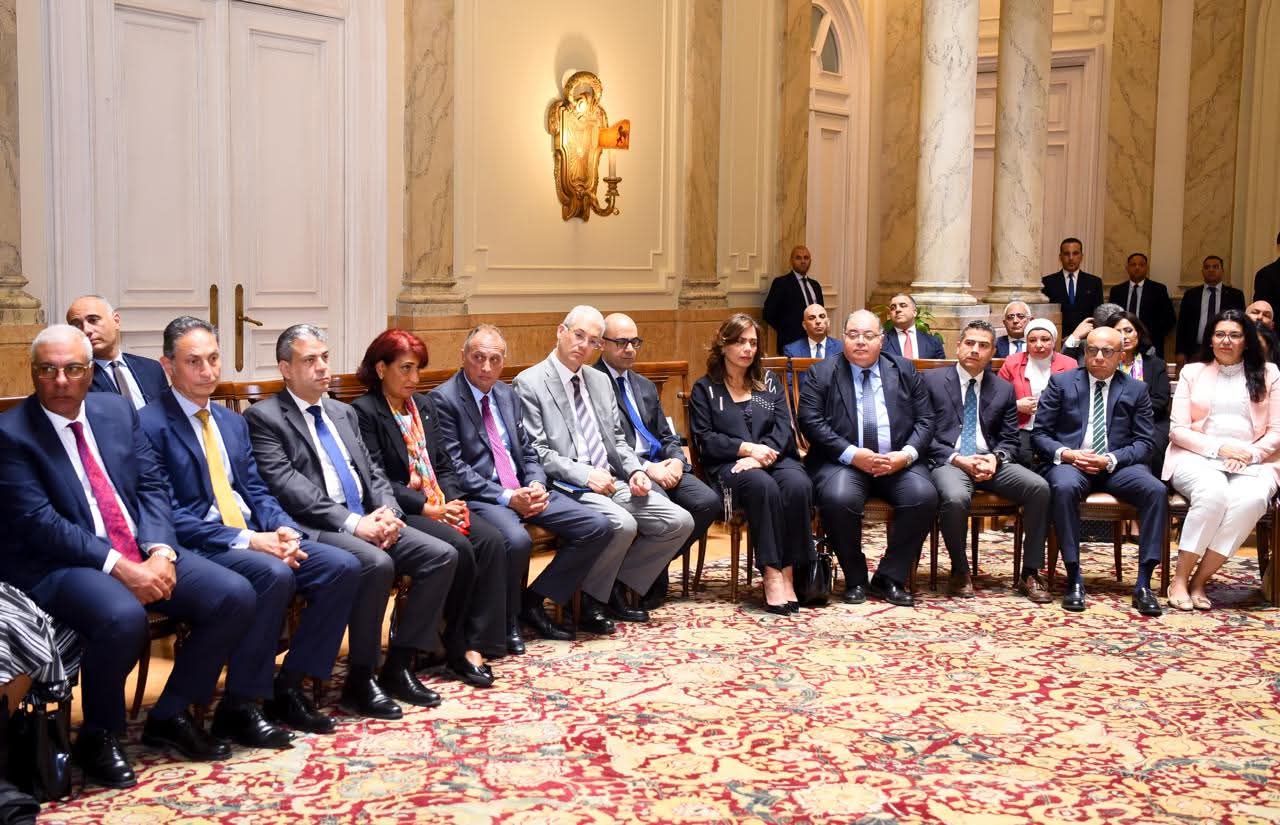 وزير الخارجية يلتقى بالسفراء المنقولين للعمل بالسفارات والبعثات المصرية فى الخارج