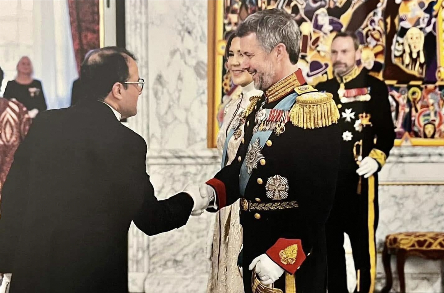 ملك الدنمارك يشيد بحكمة الرئيس السيسى فى التعامل مع القضايا الإقليمية والدولية - الخبر لايف