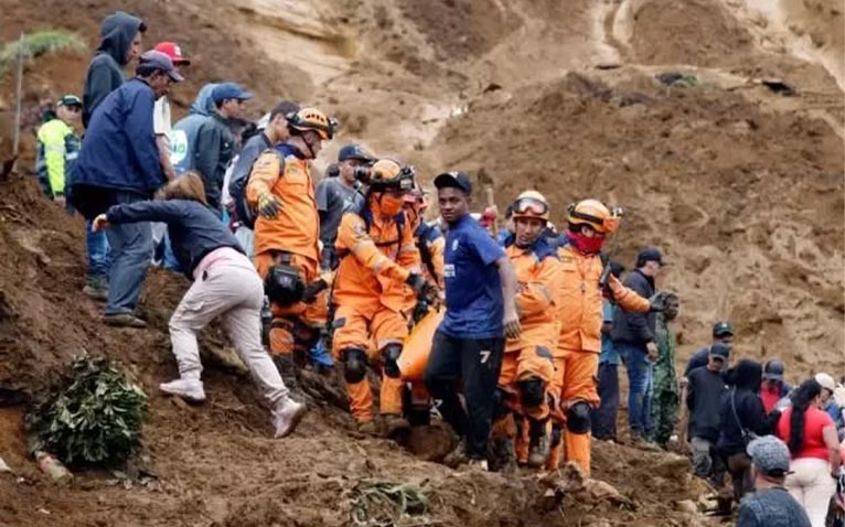 ارتفاع حصيلة ضحايا الانزلاق الأرضي شمال غرب كولومبيا .. إلى 16 قتيلا