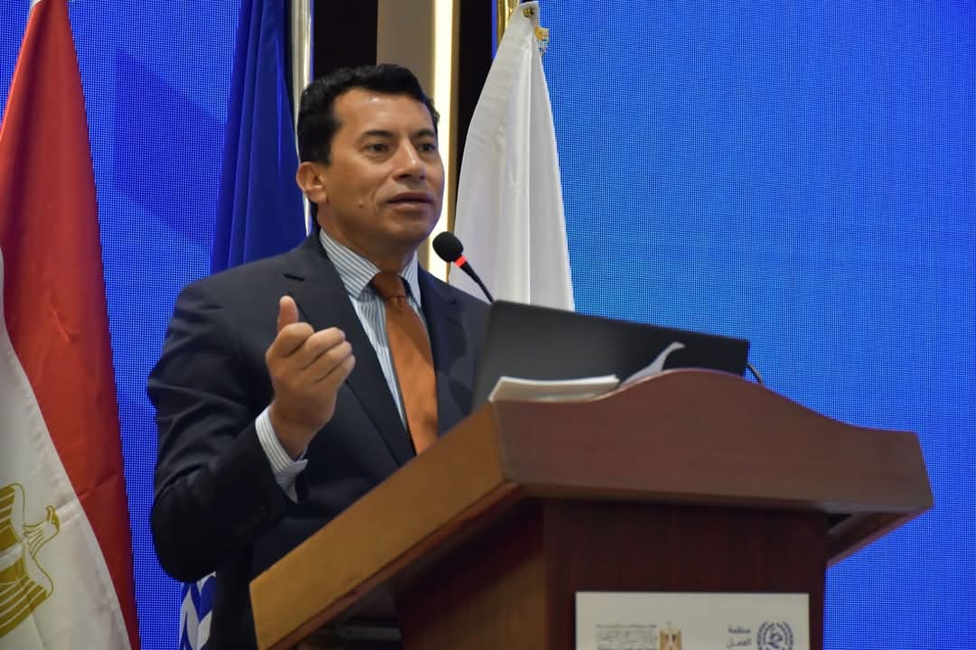 وزير الرياضة يوجه بتخفيض أسعار الكشف الطبي للاعبي الجمباز