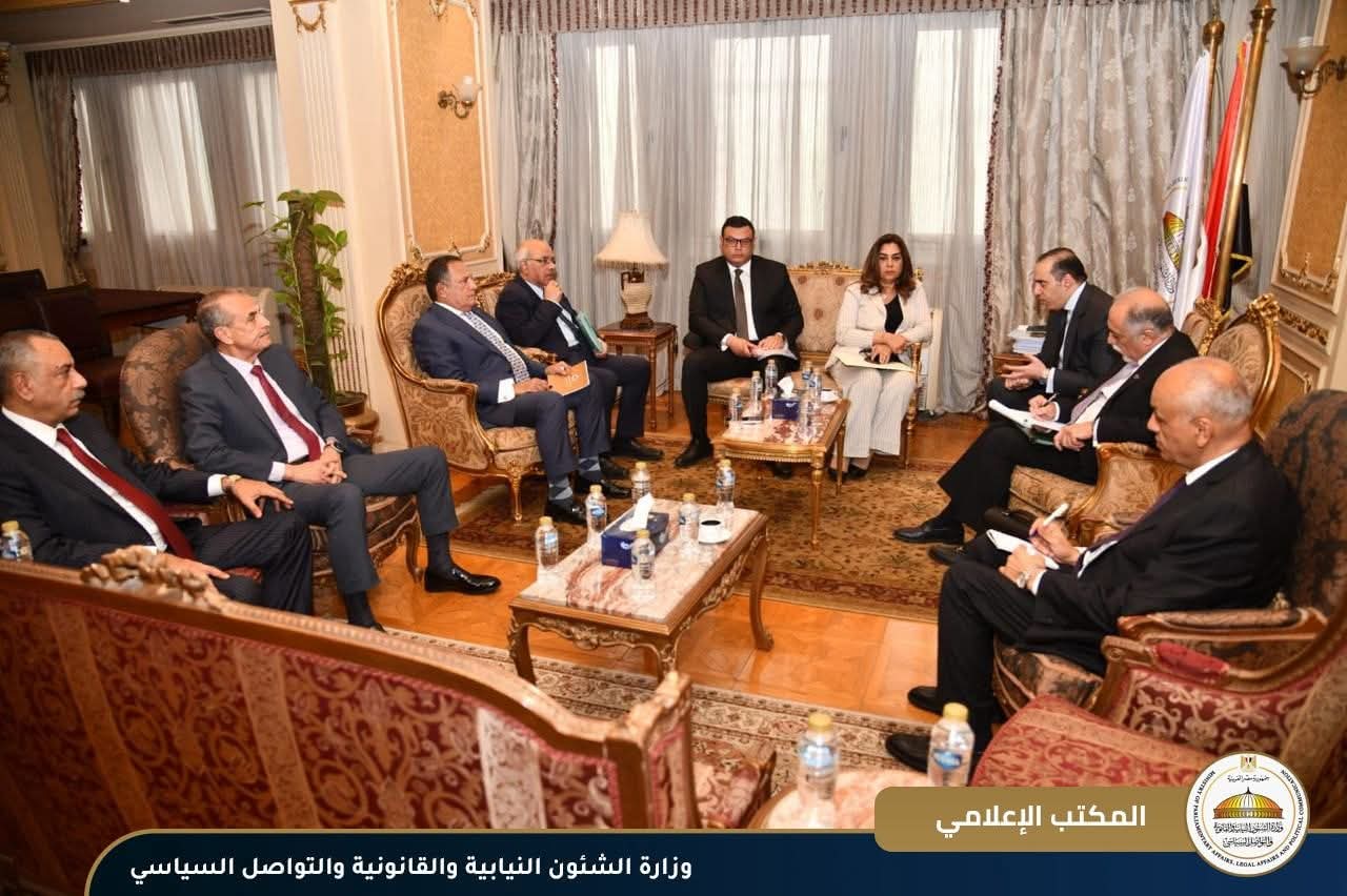 3 وزراء يناقشون البيانات الإحصائية بملف الإيجار القديم